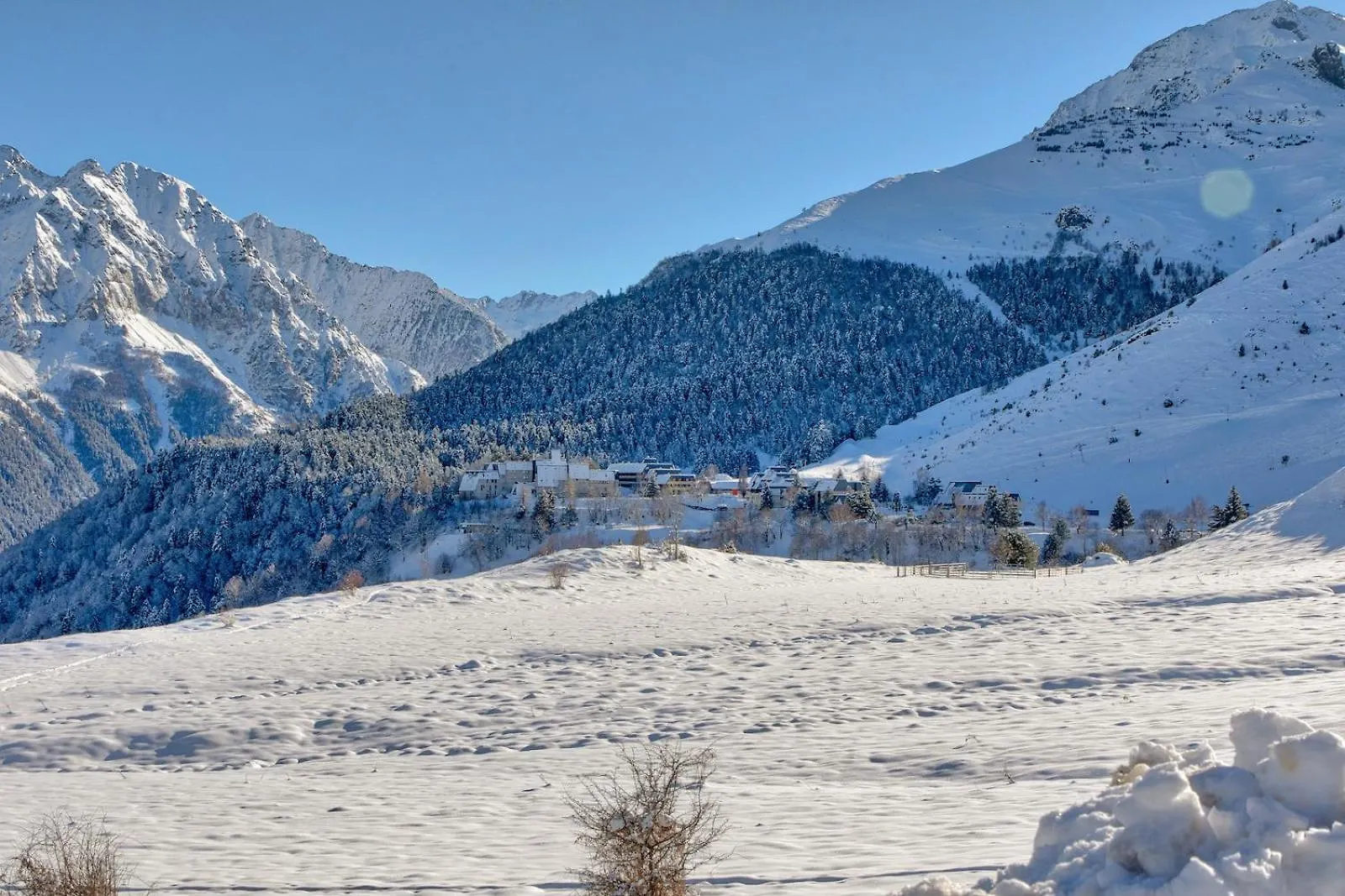 A 4, Decouverte De La Montagne - 80M Des Pistes Génos 0*,